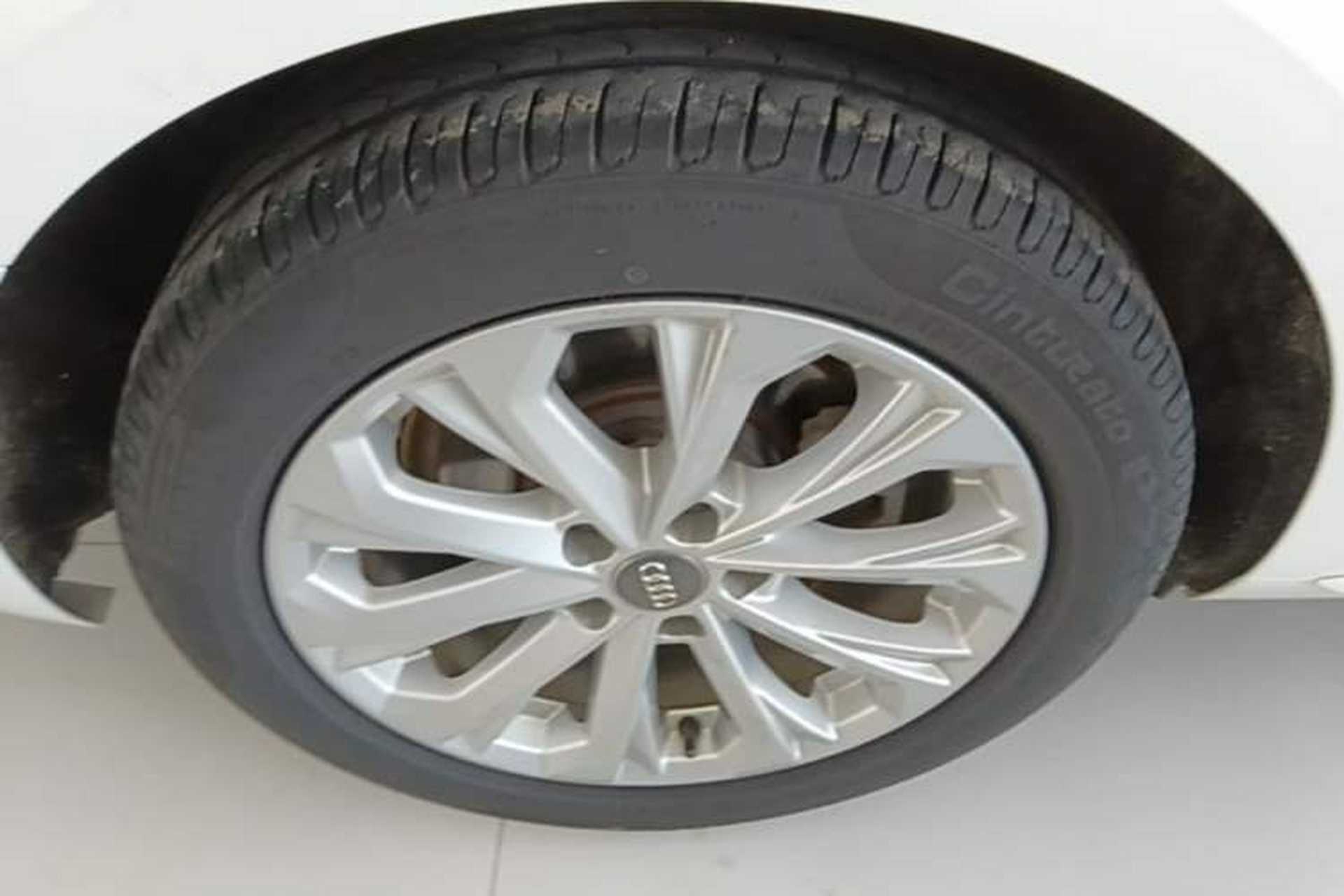 Used Audi A4L 2019 40 TFSI Ambition China VI Right Rear Wheel Hub