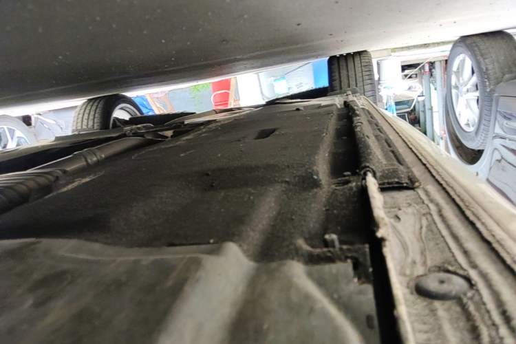 Used Audi A4L 2019 40 TFSI Fashion Version China V Right Side Sill