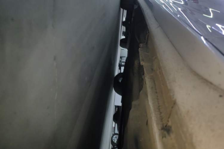 Used Audi A4L 2019 40 TFSI Fashion Version China V Right Side Sill