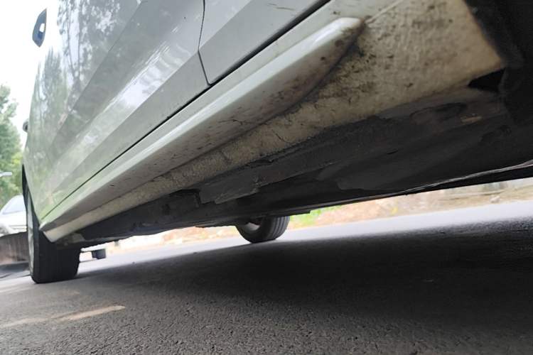 Used Audi A4L 2019 40 TFSI Ambition China VI Right Side Sill