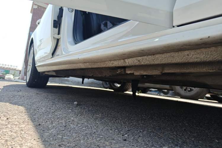 Used Audi A4L 2019 40 TFSI Fashion Version China V Right Side Sill