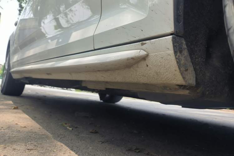 Used Audi A4L 2019 40 TFSI Ambition China VI Right Side Sill