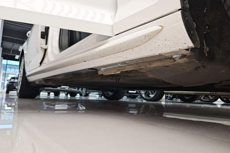 Used Audi A4L 2019 40 TFSI Fashion Version China V Right Side Sill