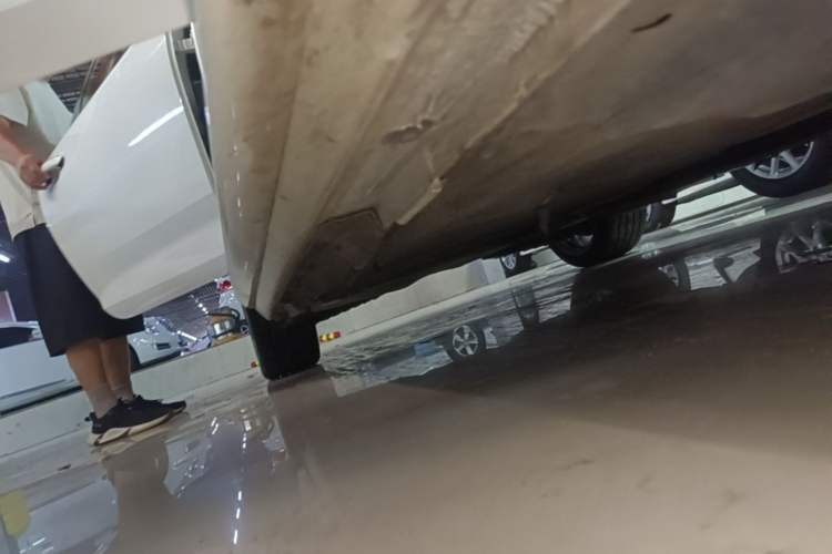 Used Audi A4L 2019 40 TFSI Ambition China VI Right Side Sill