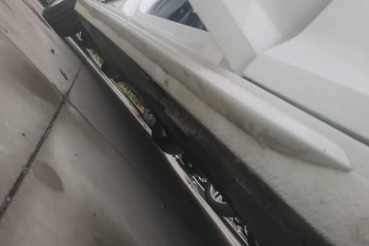 Used Audi A4L 2019 40 TFSI Ambition China VI Right Side Sill