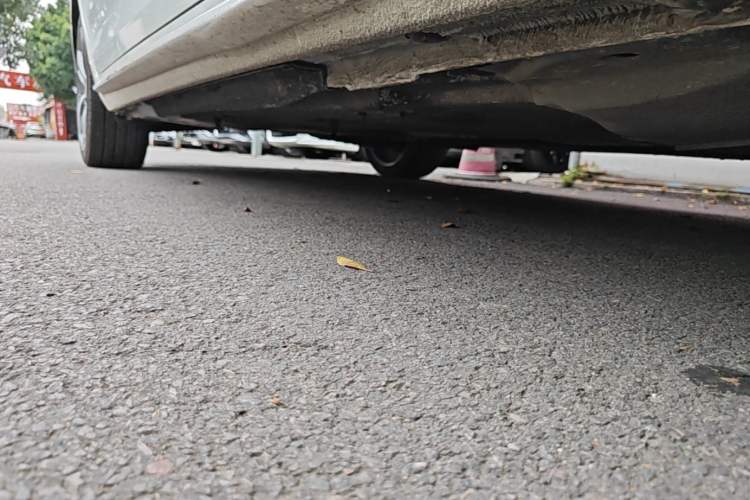 Used Audi A4L 2019 40 TFSI Ambition China VI Right Side Sill
