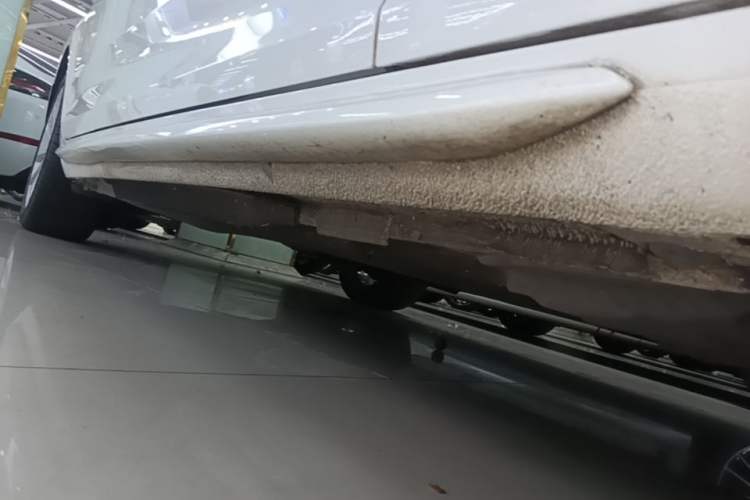 Used Audi A4L 2019 40 TFSI Ambition China VI Right Side Sill