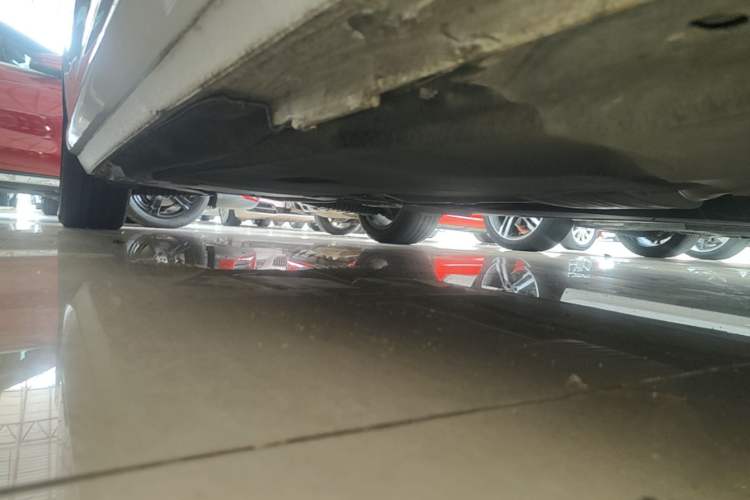 Used Audi A4L 2019 40 TFSI Ambition China VI Right Side Sill