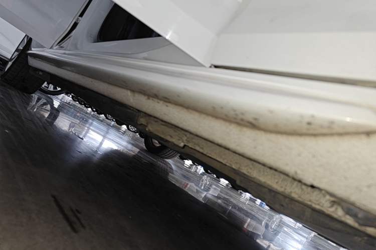 Used Audi A4L 2019 40 TFSI Fashion Version China V Right Side Sill