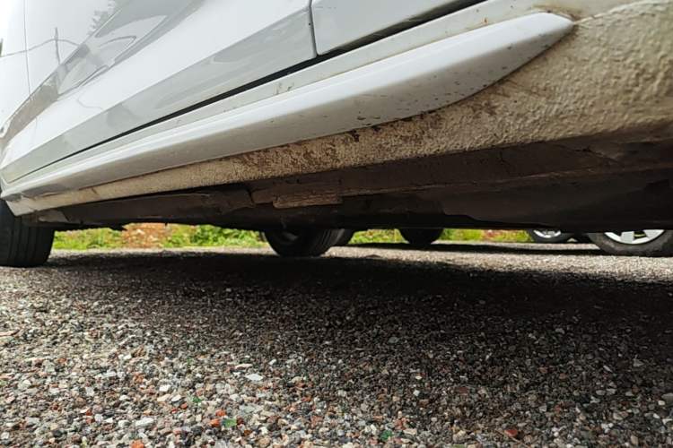Used Audi A4L 2019 40 TFSI Ambition China VI Right Side Sill