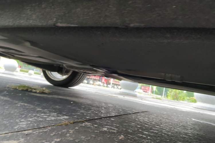 Used Audi A4L 2019 40 TFSI Fashion Edition China VI Emission Standard Right Side Sill