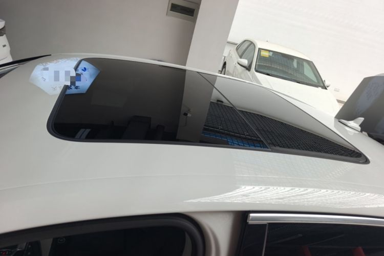 Used Audi A4L 2019 40 TFSI Fashion Edition China VI Emission Standard Roof