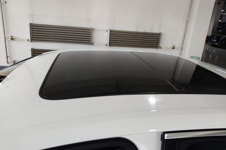 Used Audi A4L 2019 40 TFSI Fashion Edition China VI Emission Standard Roof