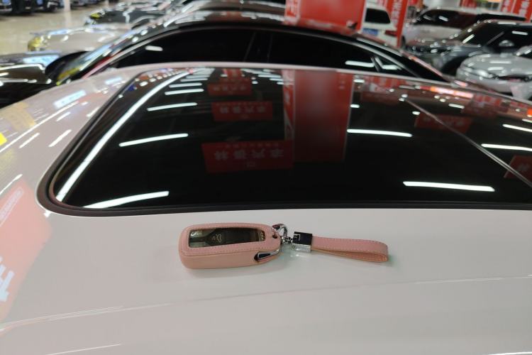 Used Audi A4L 2019 40 TFSI Fashion Edition China VI Emission Standard Roof