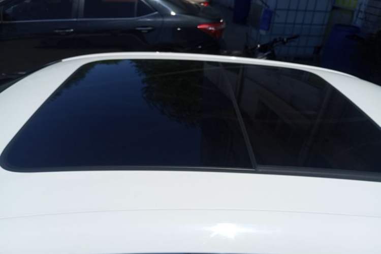 Used Audi A4L 2019 40 TFSI Fashion Edition China VI Emission Standard Roof