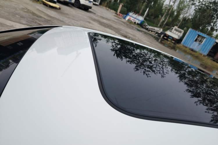 Used Audi A4L 2019 40 TFSI Ambition China VI Roof