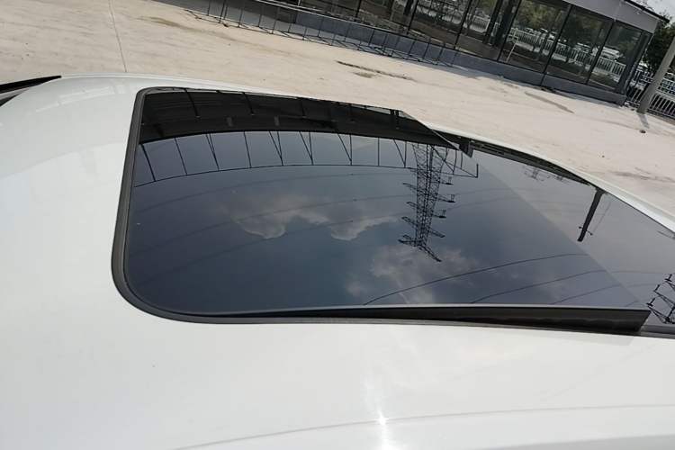 Used Audi A4L 2019 40 TFSI Ambition China VI Roof