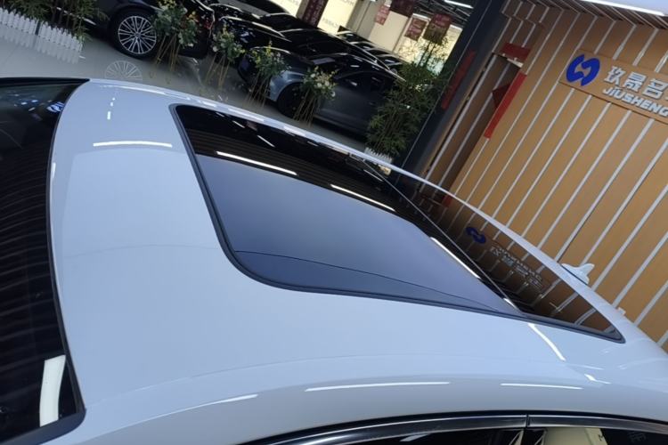 Used Audi A4L 2019 40 TFSI Ambition China VI Roof