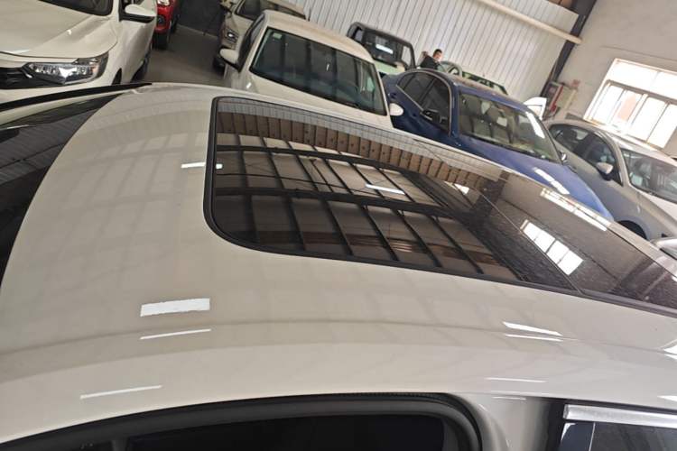 Used Audi A4L 2019 40 TFSI Ambition China VI Roof