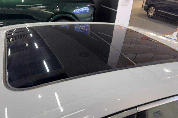 Used Audi A4L 2019 40 TFSI Fashion Edition China VI Emission Standard Roof