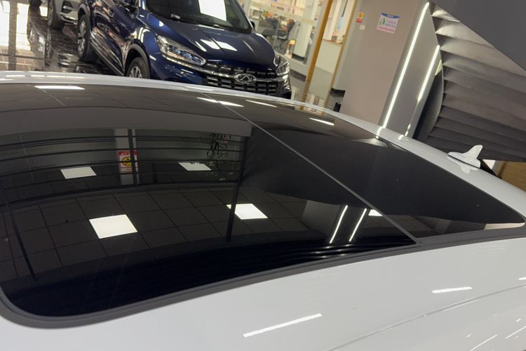 Used Audi A4L 2019 40 TFSI Fashion Edition China VI Emission Standard Roof