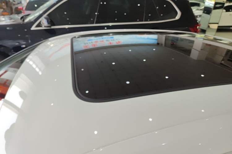 Used Audi A4L 2019 40 TFSI Ambition China VI Roof