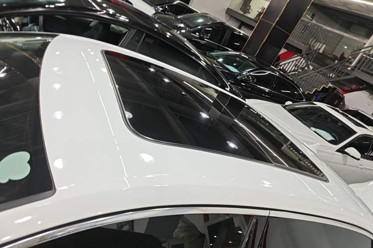 Used Audi A4L 2019 40 TFSI Ambition China VI Roof