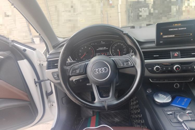 Used Audi A4L 2019 40 TFSI Ambition China VI Steering Wheel