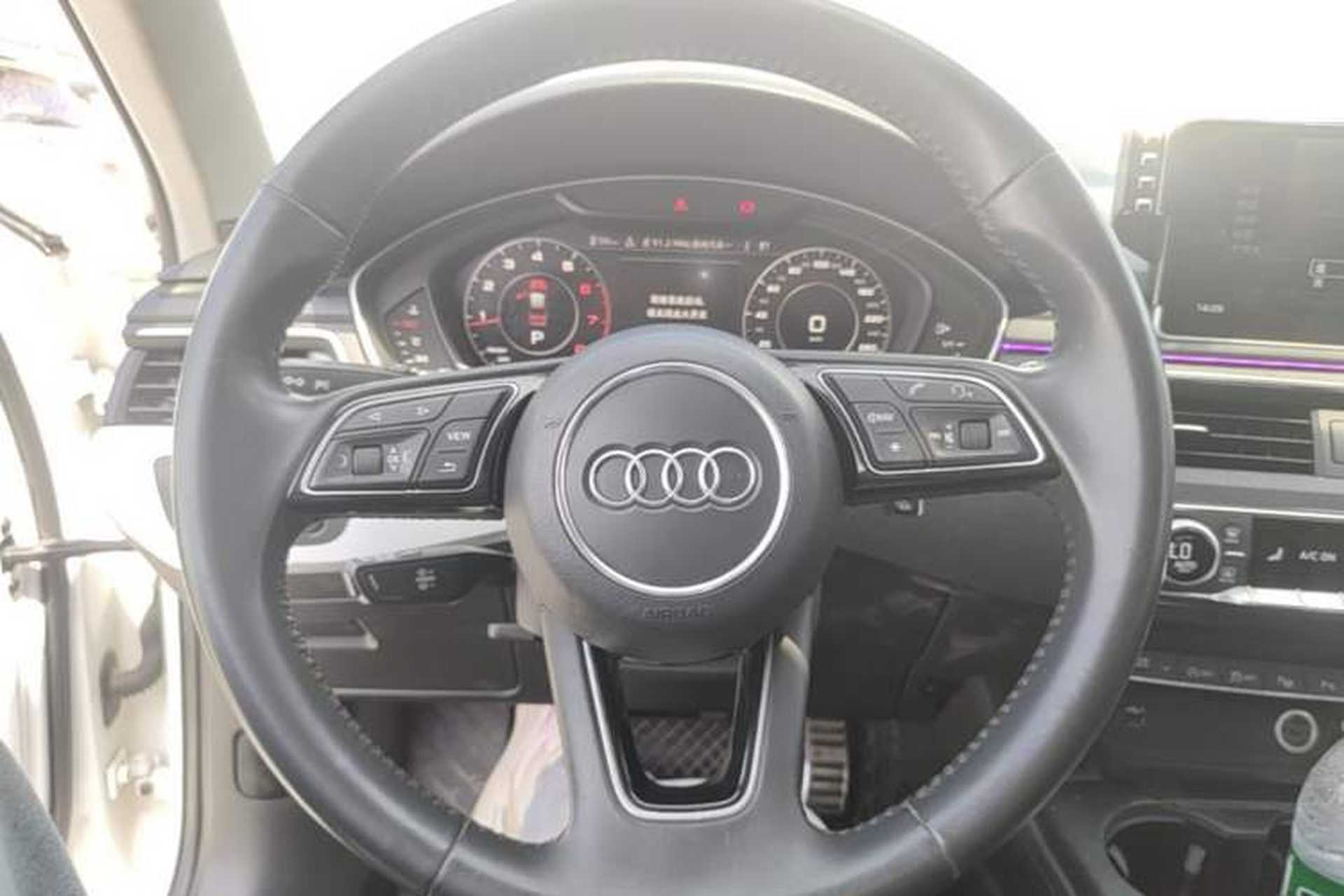 Used Audi A4L 2019 40 TFSI Fashion Version China V Steering Wheel