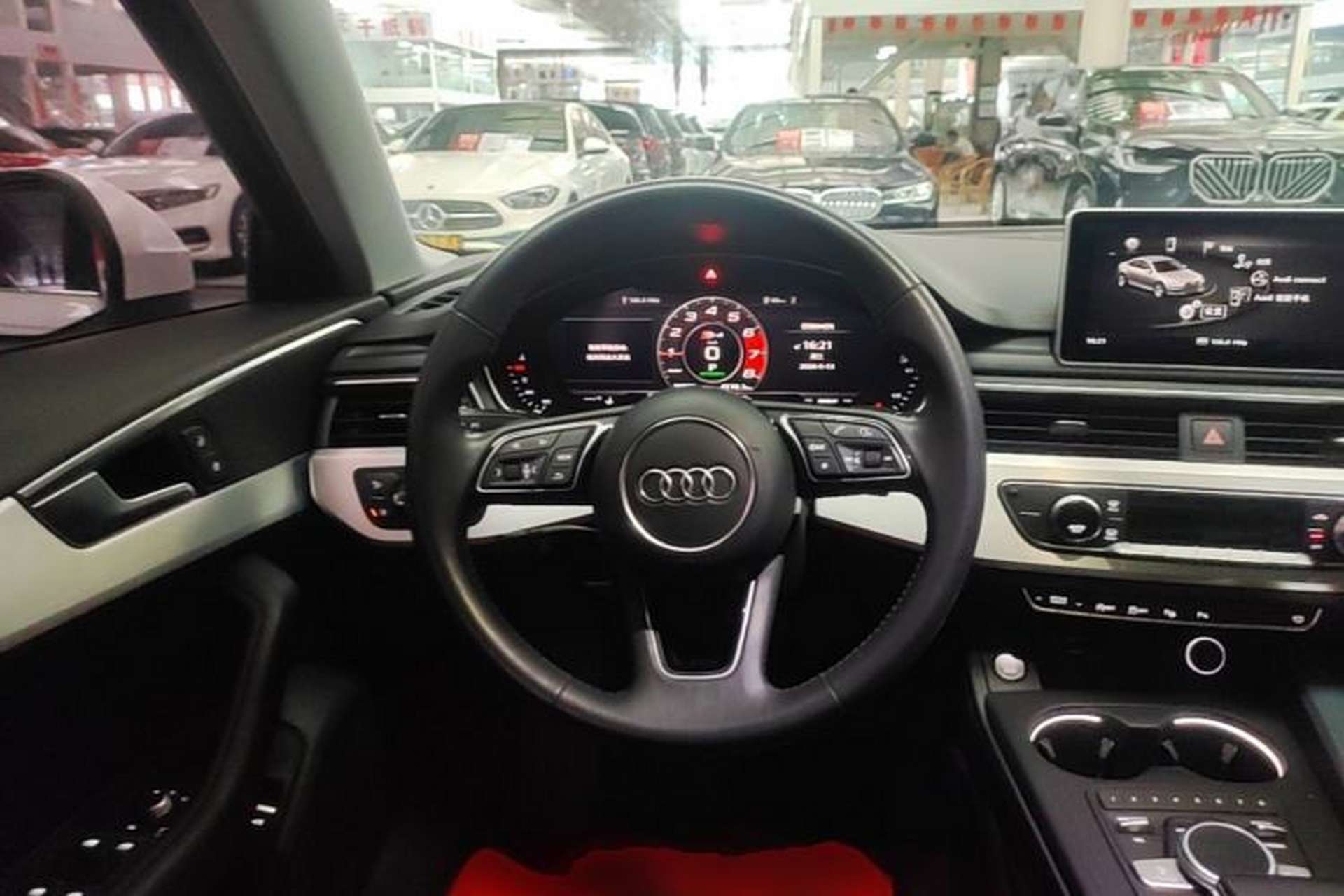 Used Audi A4L 2019 40 TFSI Fashion Edition China VI Emission Standard Steering Wheel
