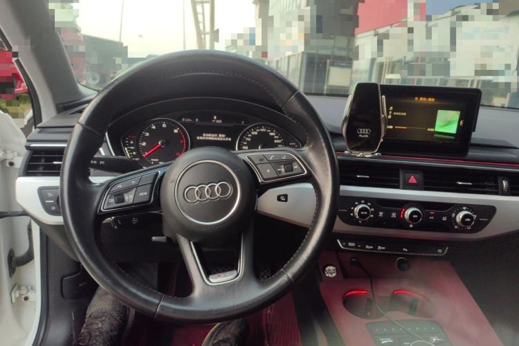 Used Audi A4L 2019 40 TFSI Ambition China VI Steering Wheel