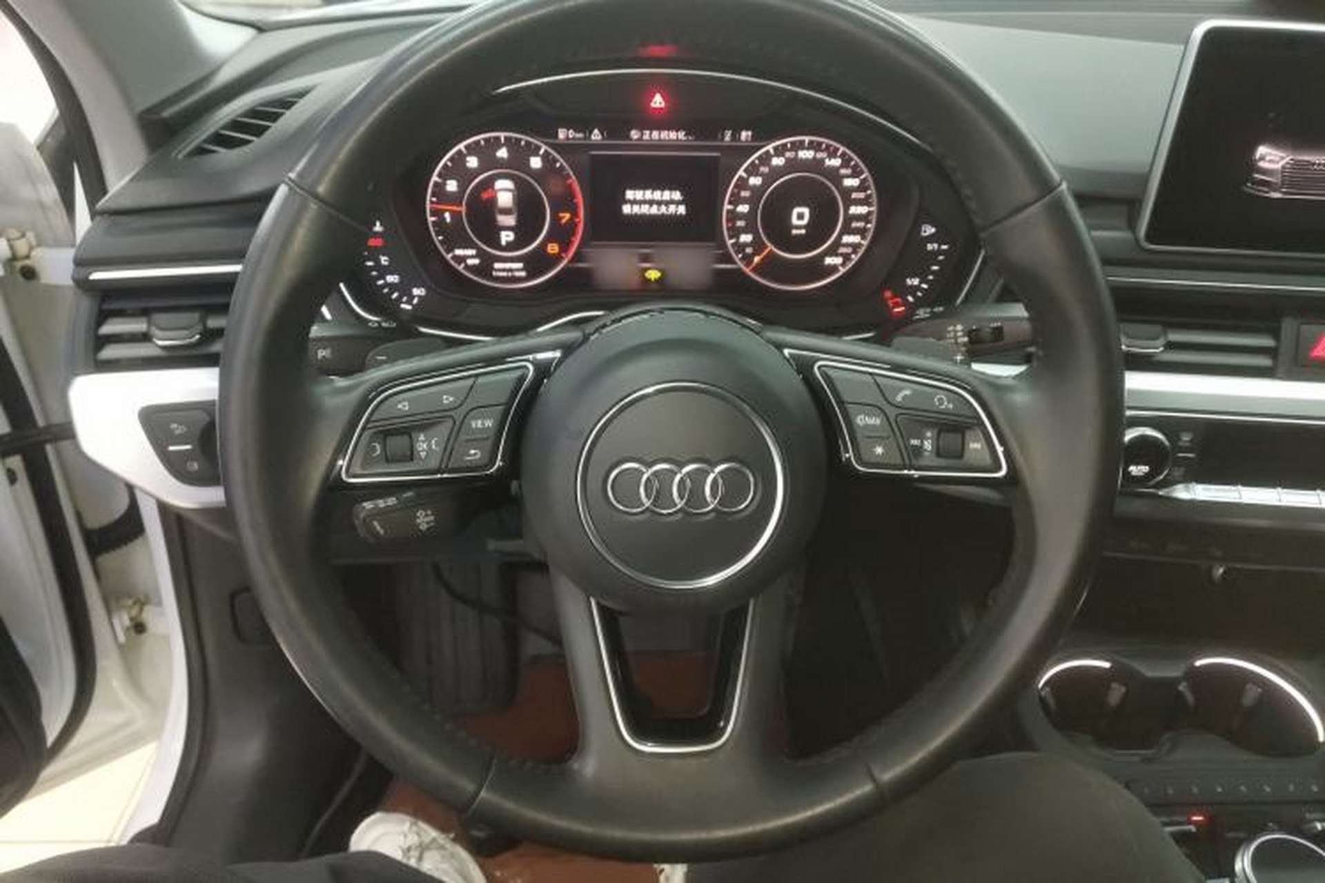 Used Audi A4L 2019 40 TFSI Fashion Version China V Steering Wheel
