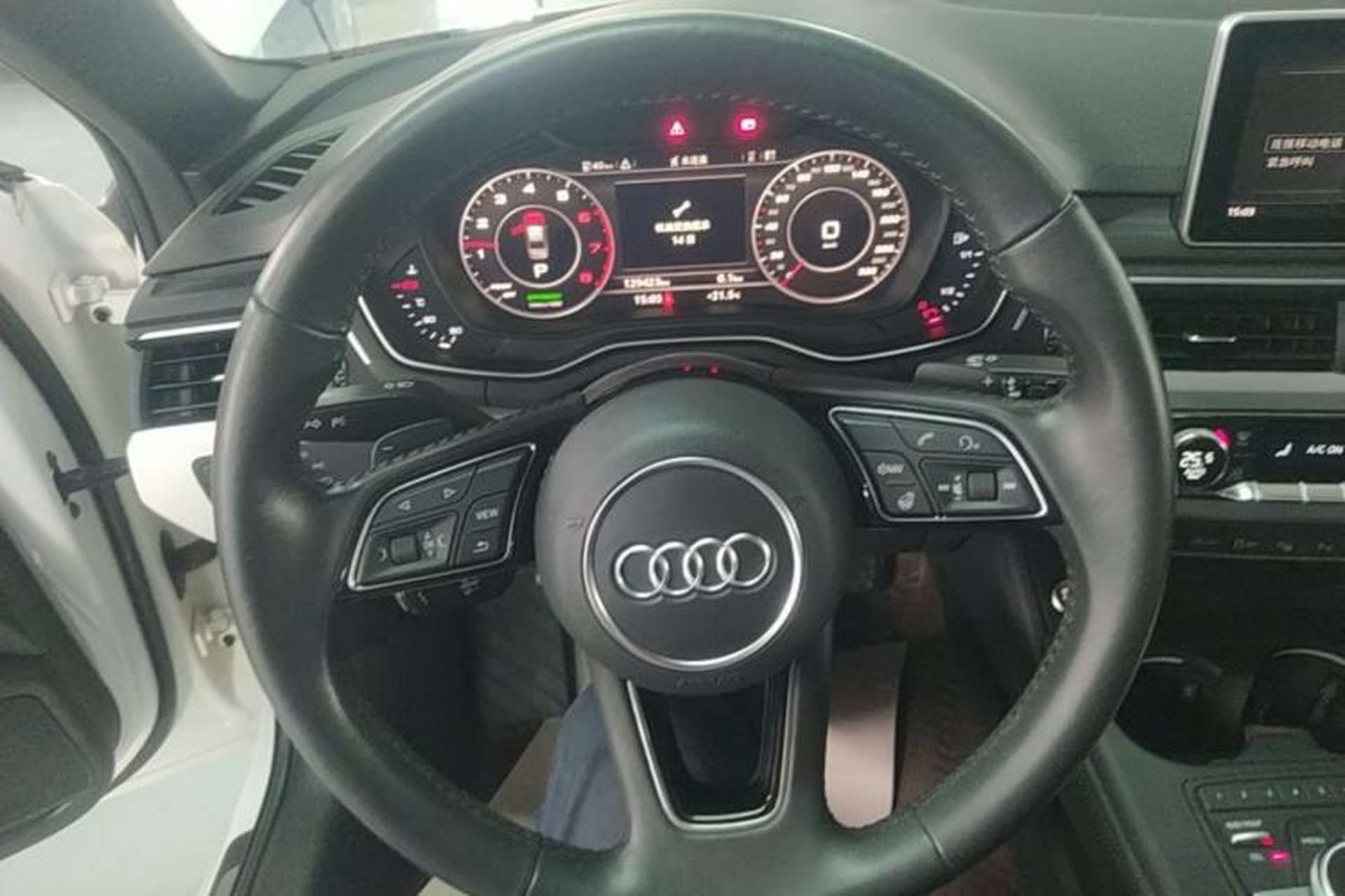 Used Audi A4L 2019 40 TFSI Sporty Version China V Steering Wheel