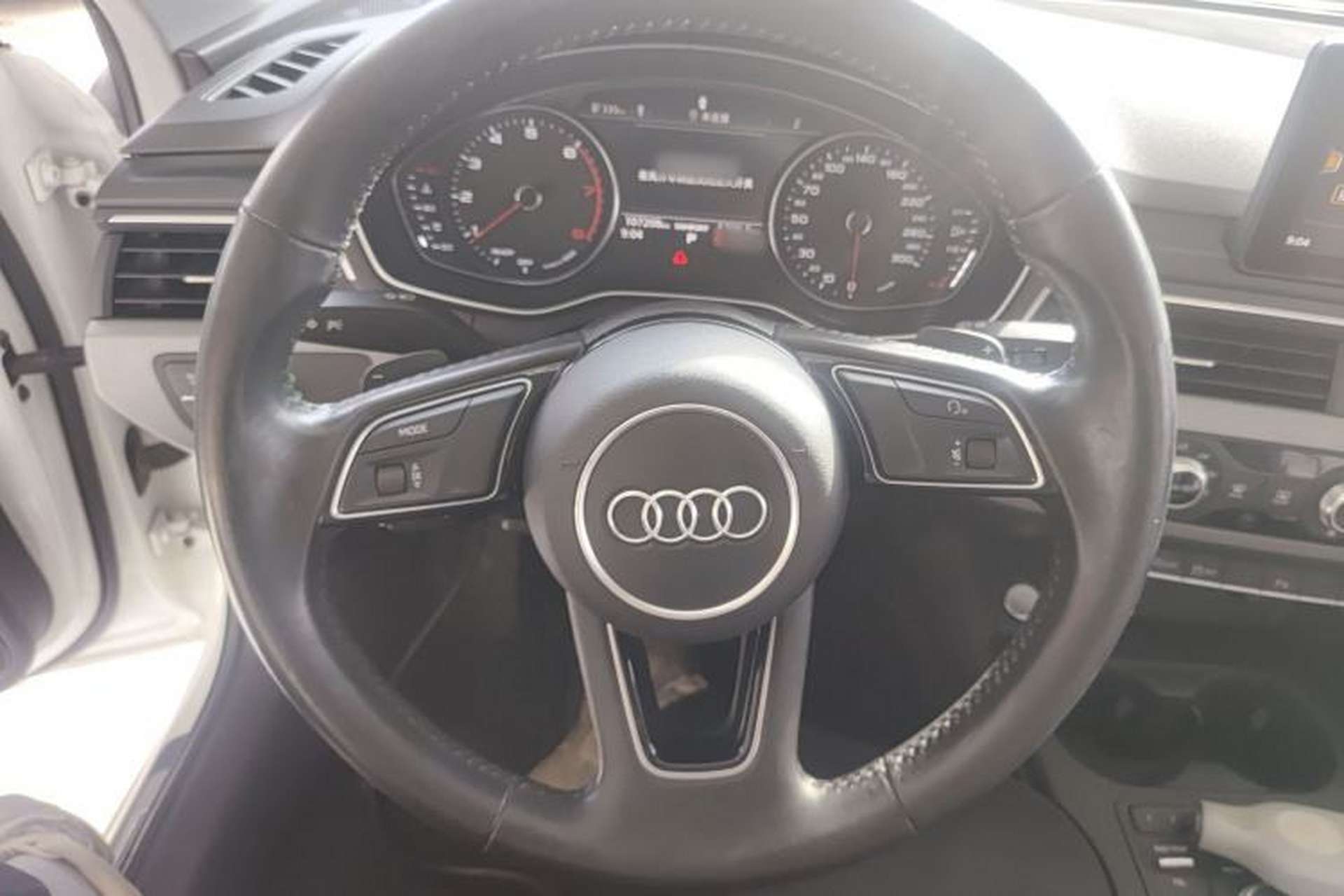 Used Audi A4L 2019 40 TFSI Ambition Version China V Steering Wheel