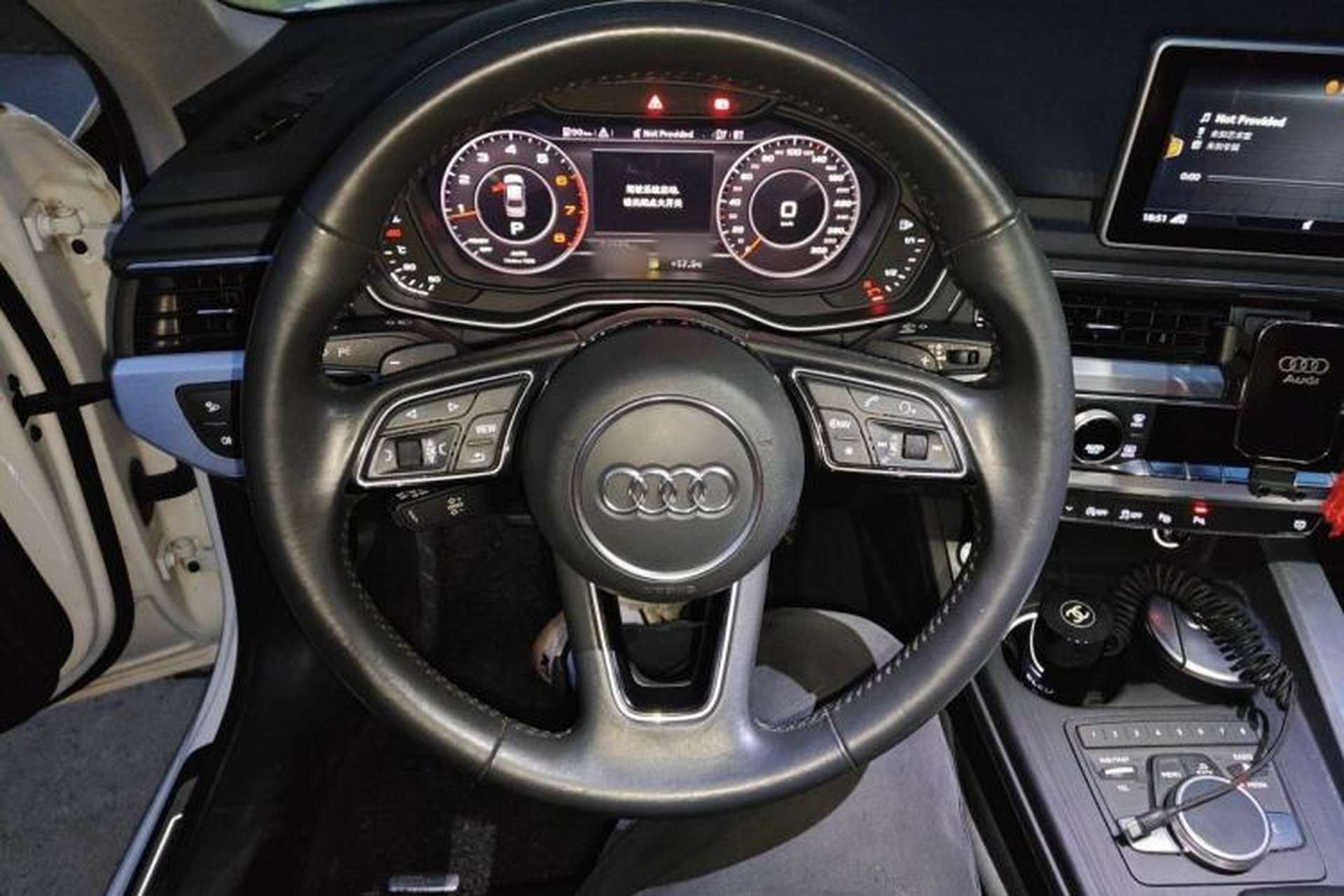 Used Audi A4L 2019 40 TFSI Fashion Version China V Steering Wheel