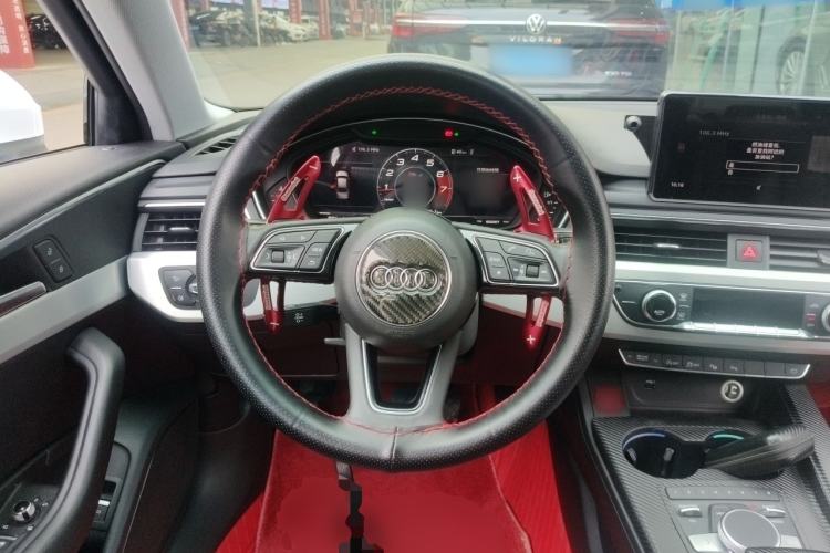 Used Audi A4L 2019 40 TFSI Fashion Version China V Steering Wheel