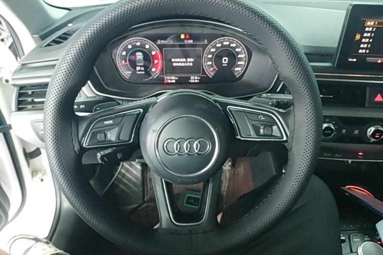 Used Audi A4L 2019 40 TFSI Ambition China VI Steering Wheel