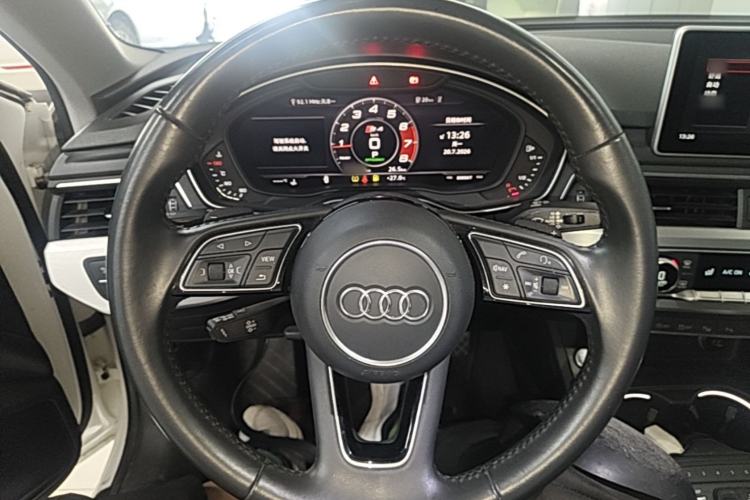 Used Audi A4L 2019 40 TFSI Fashion Version China V Steering Wheel