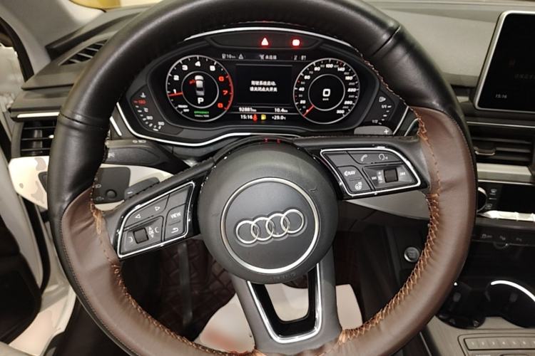 Used Audi A4L 2019 40 TFSI Fashion Version China V Steering Wheel