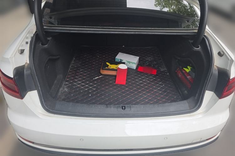 Used Audi A4L 2019 40 TFSI Ambition China VI Trunk