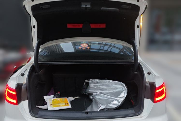 Used Audi A4L 2019 40 TFSI Ambition China VI Trunk