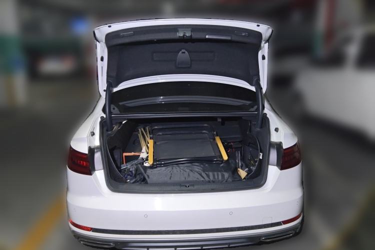 Used Audi A4L 2019 40 TFSI Ambition Version China V Trunk