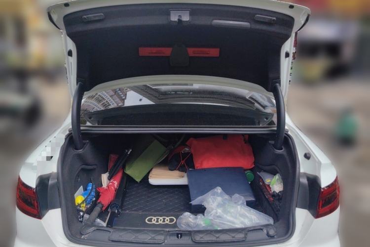 Used Audi A4L 2019 40 TFSI Fashion Version China V Trunk