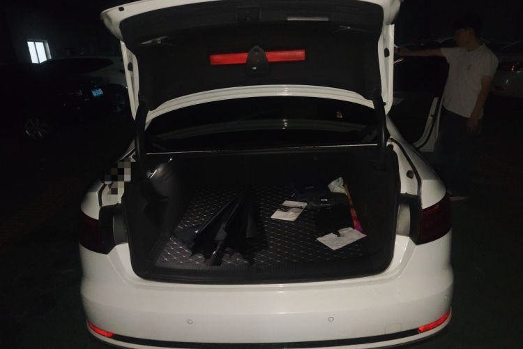Used Audi A4L 2019 40 TFSI Fashion Version China V Trunk