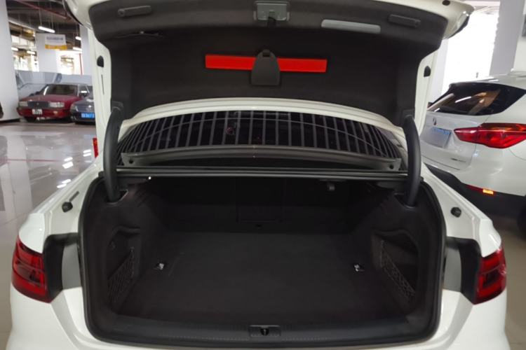 Used Audi A4L 2019 40 TFSI Fashion Version China V Trunk