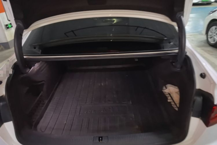 Used Audi A4L 2019 40 TFSI Fashion Version China V Trunk