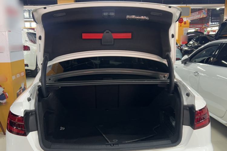 Used Audi A4L 2019 40 TFSI Ambition Version China V Trunk