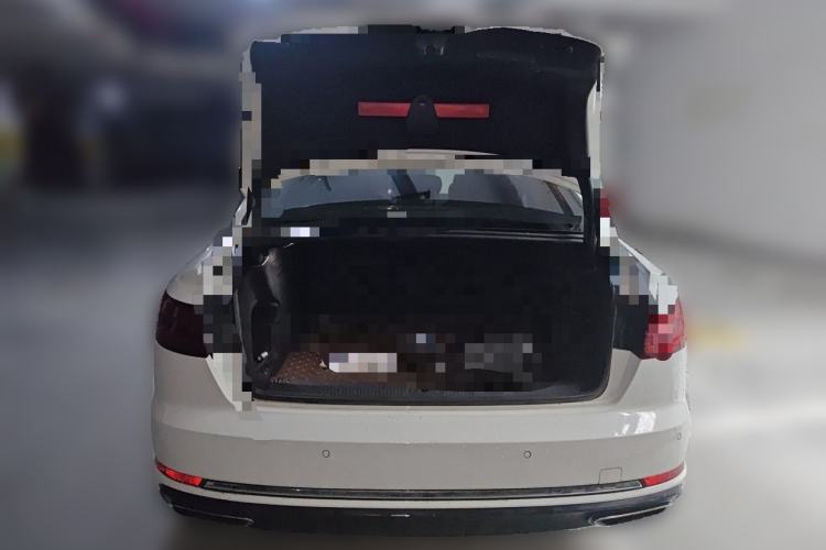 Used Audi A4L 2019 40 TFSI Ambition China VI Trunk