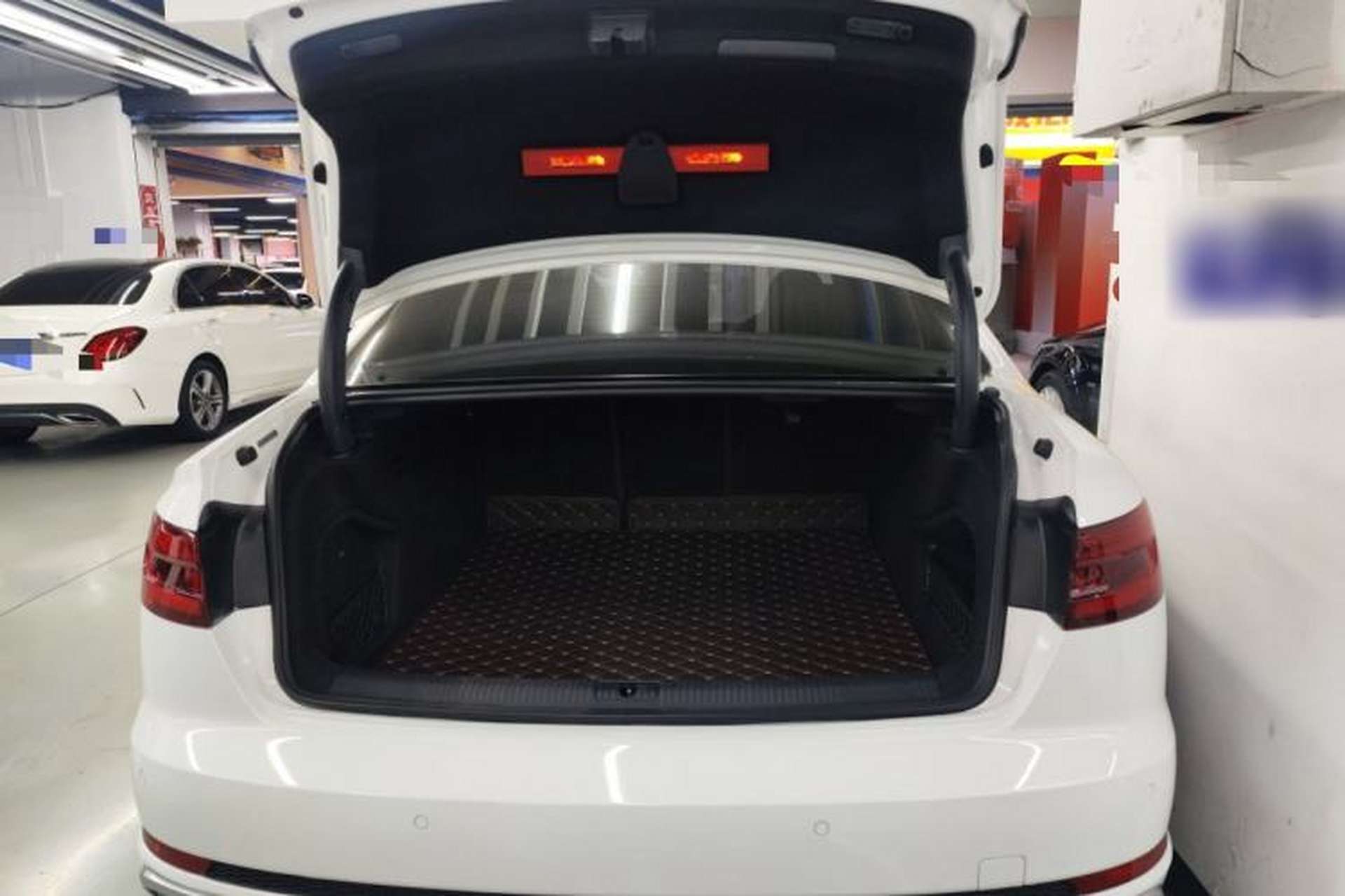 Used Audi A4L 2019 40 TFSI Fashion Version China V Trunk