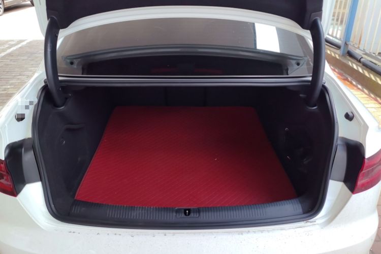 Used Audi A4L 2019 40 TFSI Ambition China VI Trunk